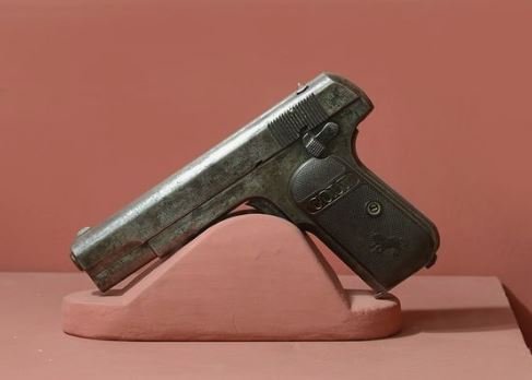 Pistol of Chandra Shekhar Azad                                                             ( Image credit: Allahabad Museum )